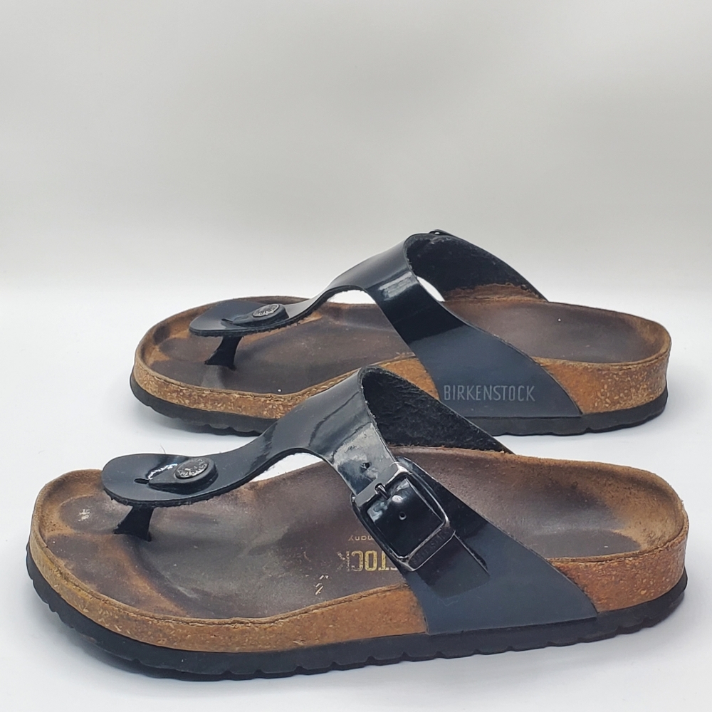 Birkenstock Gizeh Sandals in Black Patent Leather size 5 - Picture 8 of 11